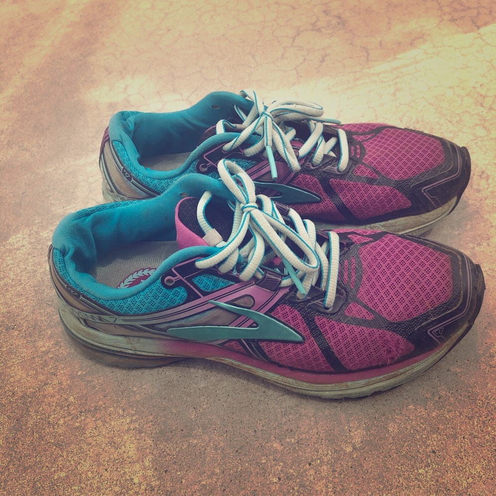 Brooks Ghost 9 sneakers
